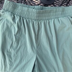 Yogalicious Trekkie Modern Day pants women’s L